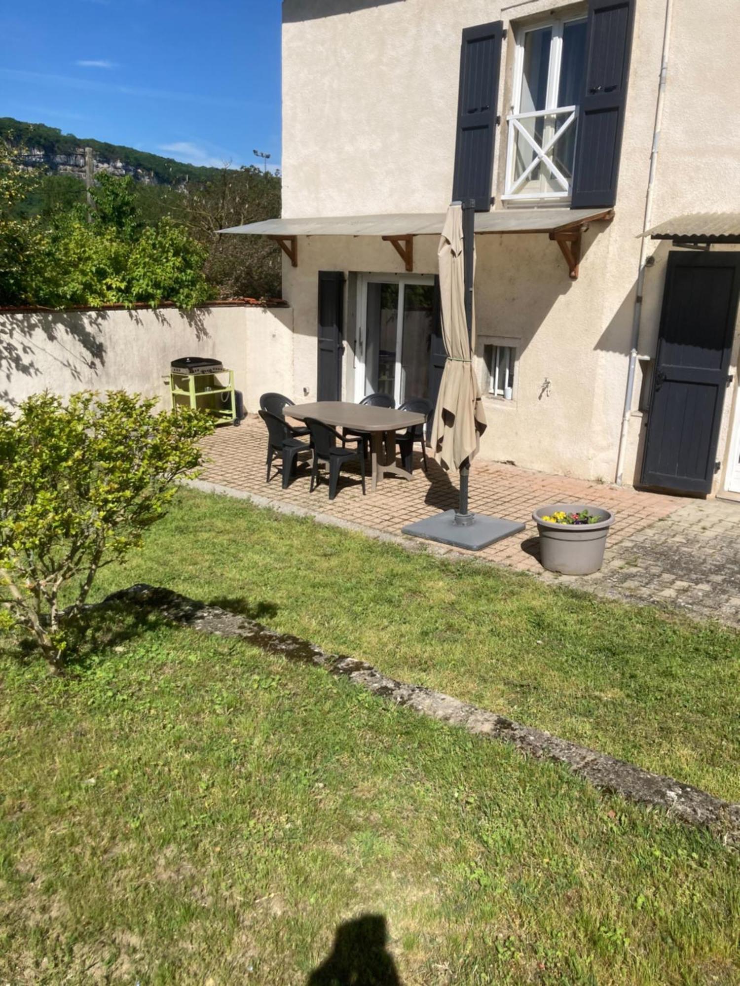הוילה Sault-Brenaz A Deux Pas Du Rhone מראה חיצוני תמונה